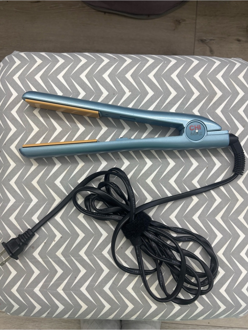 Chi Bling Ceramic Hair Straightener - Light Blue